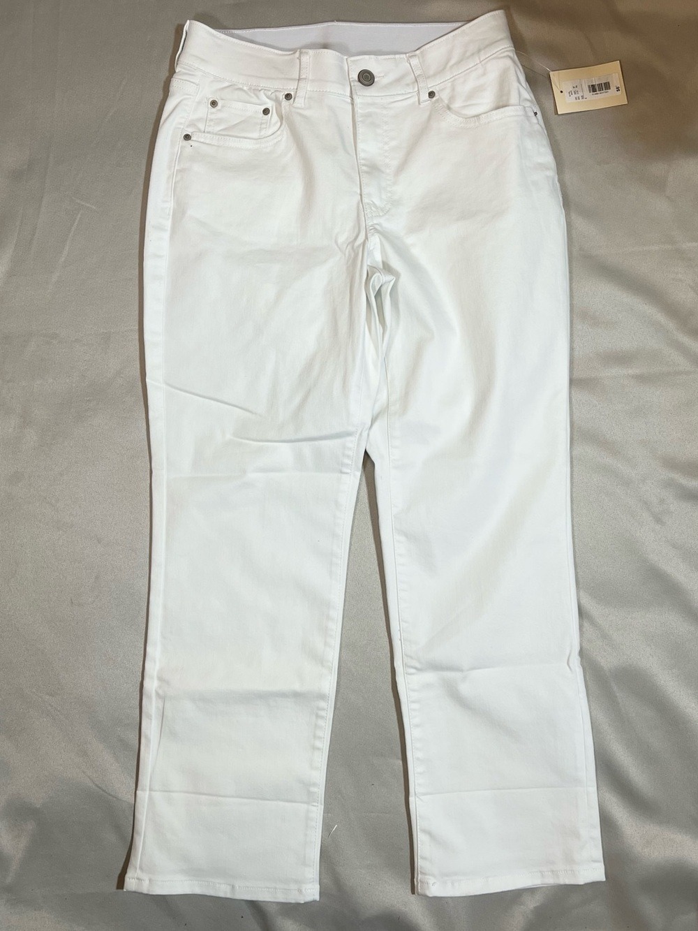 NWT Nurture by Westbound White Comfort Waist Straight Leg Pants Jeans Size